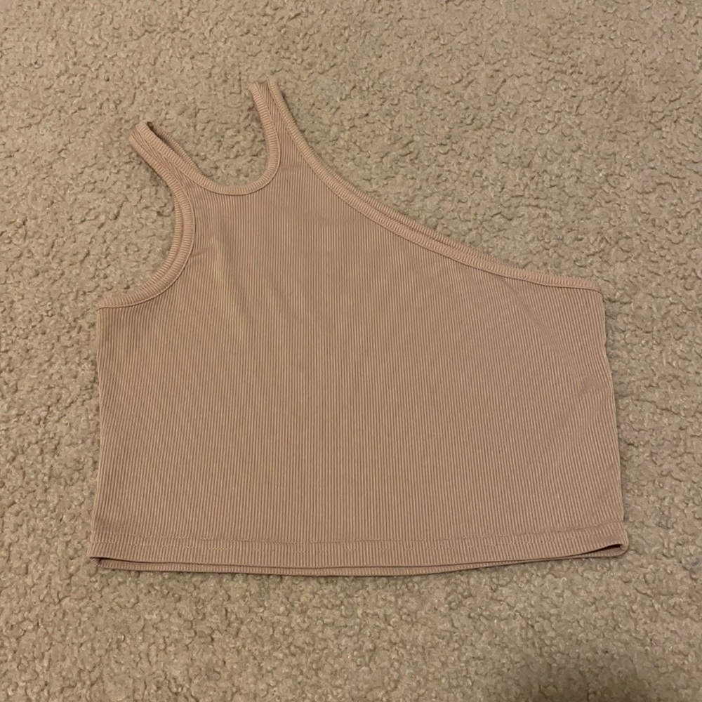 One shoulder top